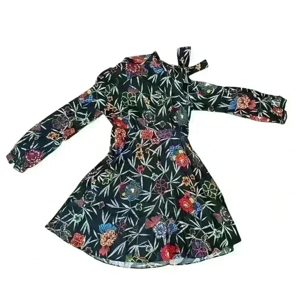 Beautiful & Other Stories Black Floral Dress. Tie neck, side zipper size US 8 - Picture 3 of 6